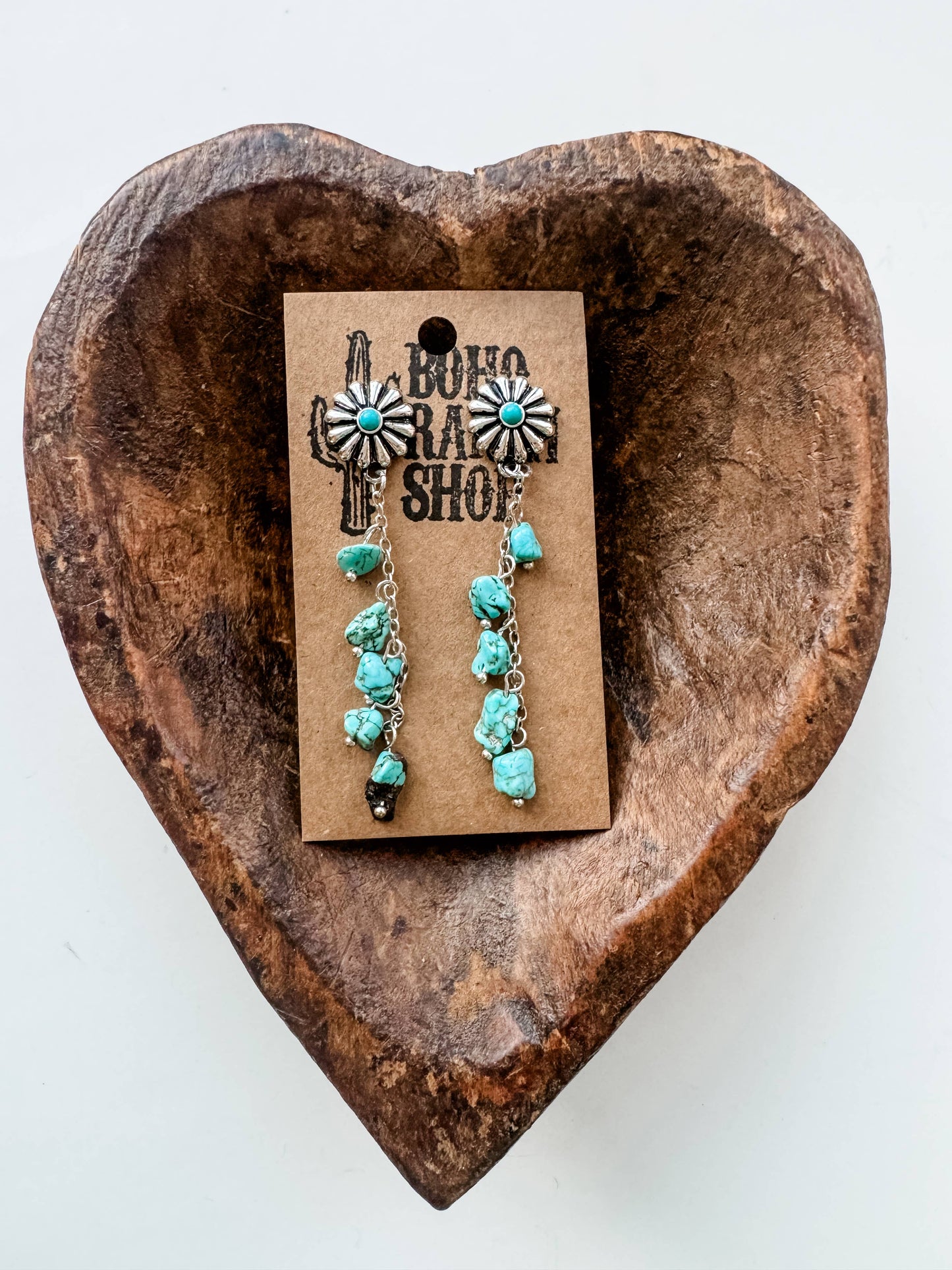 Western Chip Stone Concho Dangle Earrings