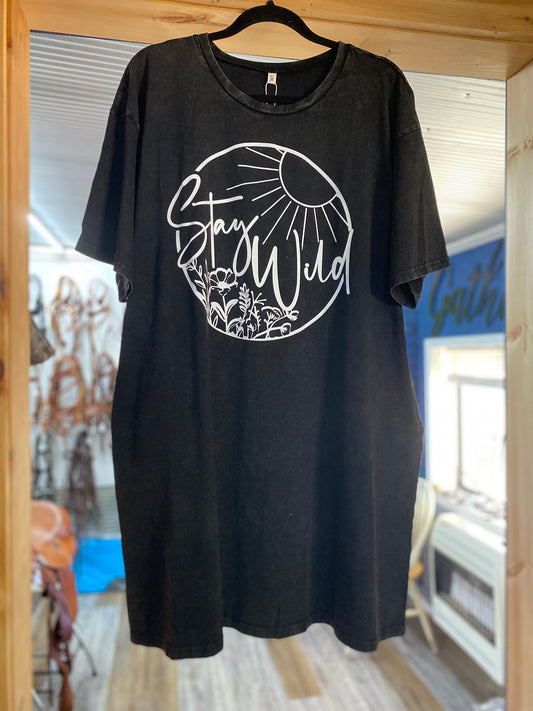 STAY WILD CAVENDERS Black Wash Tee Shirt Dress With Pockets