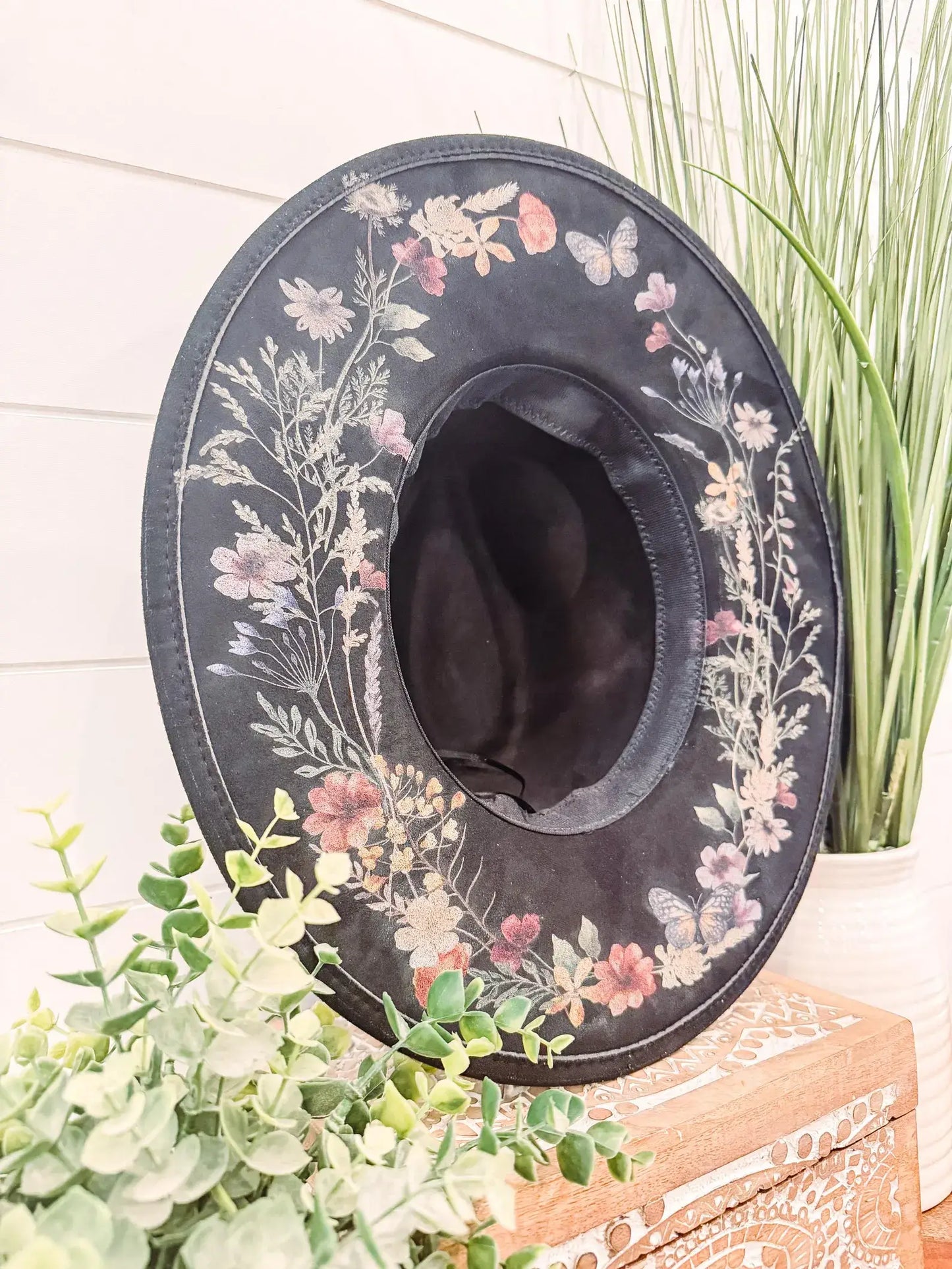 Garden Girl Black Floral Print Hat